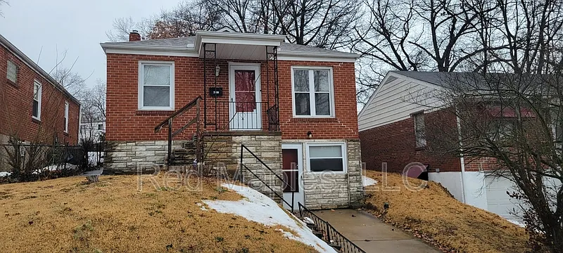 4133 Begg Blvd photo 1