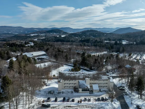 (undisclosed Address), Warren, VT 05674