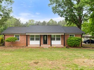 3001 Oak Ridge Rd, Oak Ridge, NC 27310