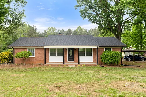 3001 Oak Ridge Rd Photo 1