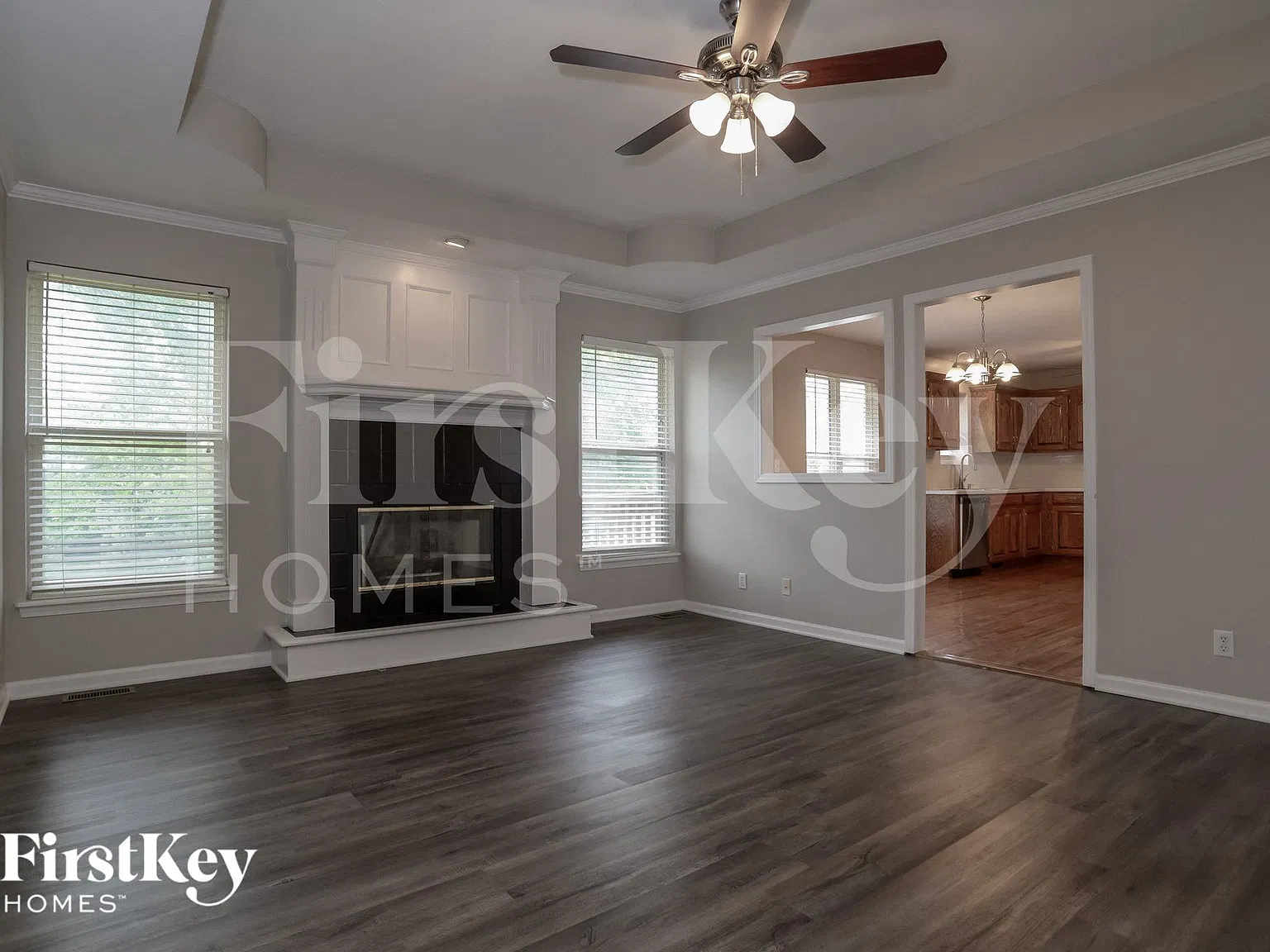 3 bed, 3.0 bath, 1850 sqft, $2,340 — Photo 3