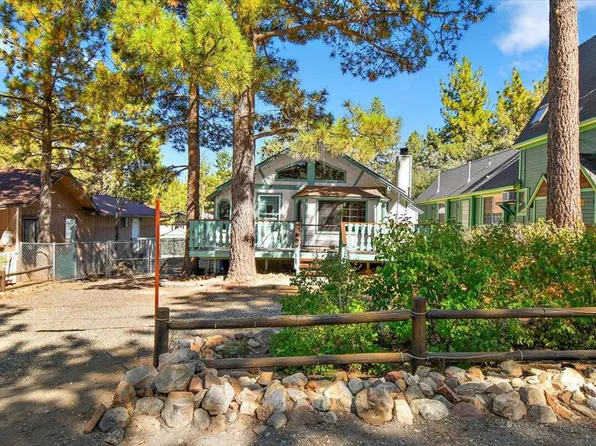 155 Cedar Ln, Sugarloaf, CA 92386