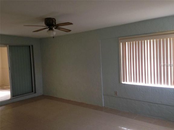 5th image of 23233 McBurney Ave