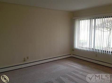 Living Room.JPG
