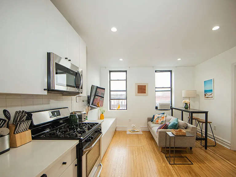 111 Greenpoint Ave #A2 — Photo 21