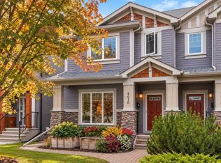 4616 N 82nd St NW, Calgary, AB T3B 2P7
