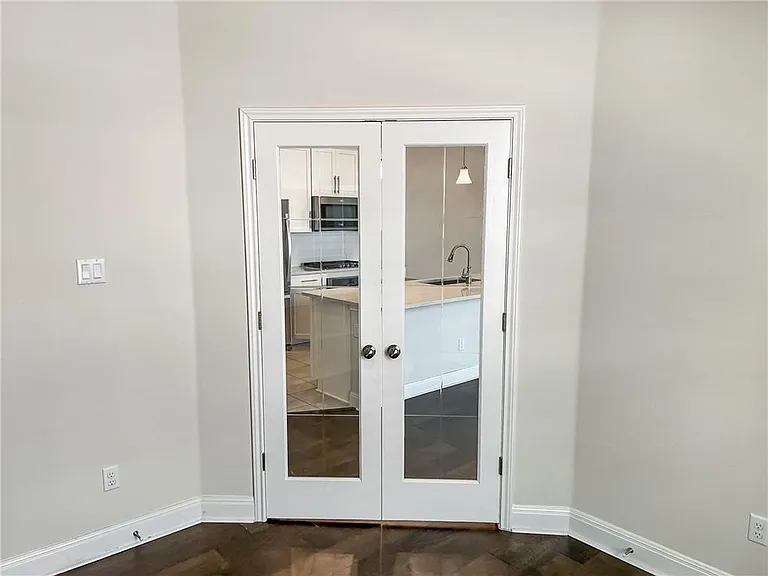 309 Cyril Dr — Photo 9