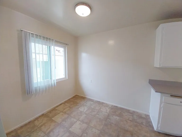 2937 N Garey Ave — Photo 9