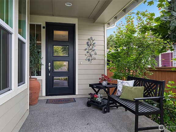 4th image of 8618 Anderson Court NE