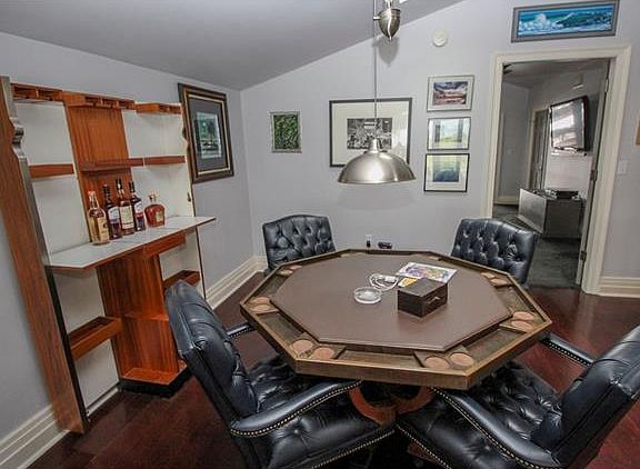 5th image of 8010 Breakwater Dr