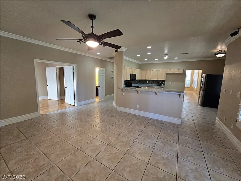 8839 La Manga Ave — Photo 12