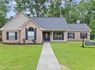 17 Mayhaw Dr, Carriere, MS 39426