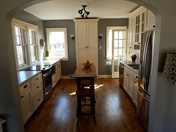 4th image of this home