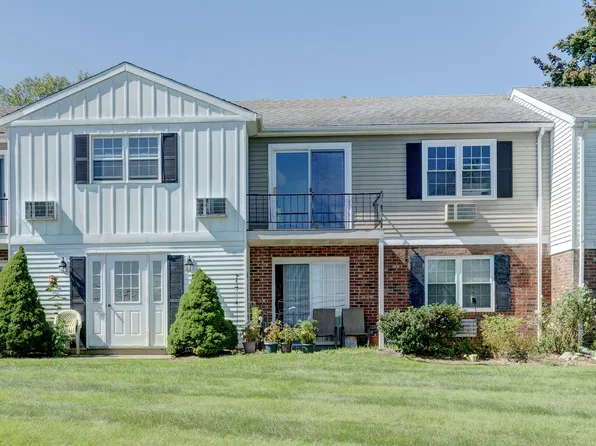85 North Main Street #5B, East Hampton, CT 06424
