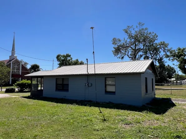 1116 S Carolina Ave, Avon Park, FL 33825