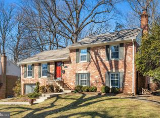 9712 Byeforde Rd, Kensington, MD 20895