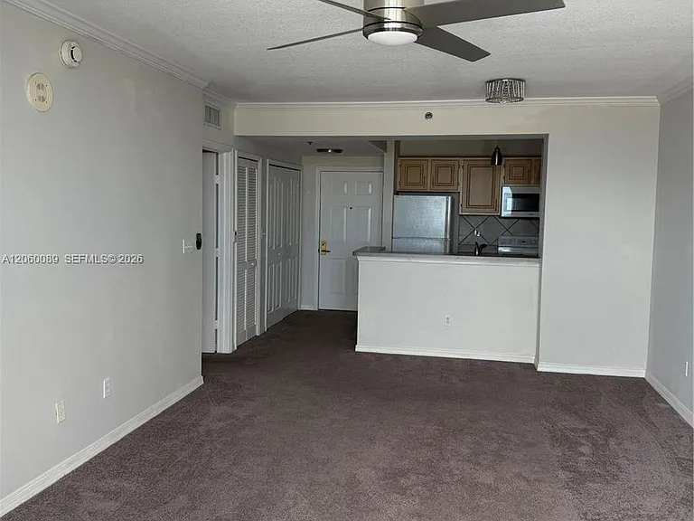 2665 SW 37th Ave #813 — Photo 2