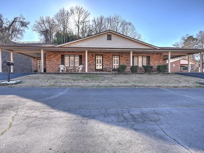 435 Ridgefields Rd APT 5B, Kingsport, TN, 37660