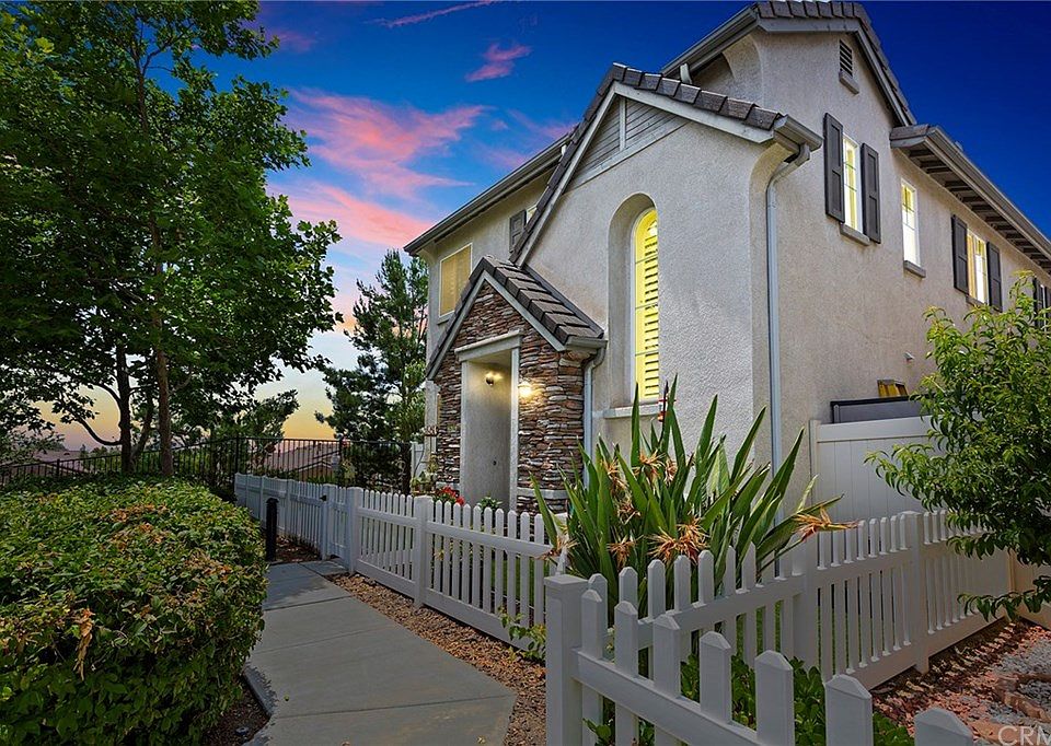 1st image of 35742 Sundew Ln