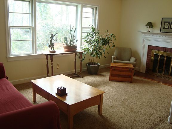2nd image of 3801 Manor Dr