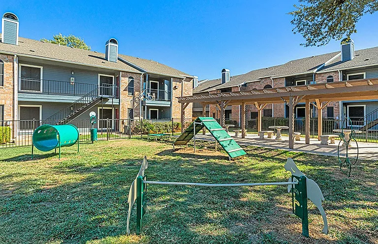 Venue at 8651 Apartments — Photo 25