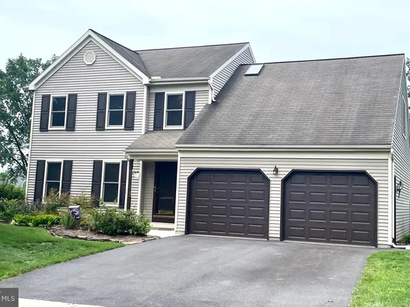 678 Buckingham Blvd, Elizabethtown, PA 17022