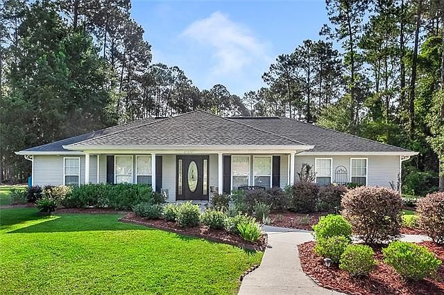 2nd image of 67274 Hiern Dr
