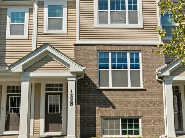 1228 Elm St, Park Ridge, IL 60068