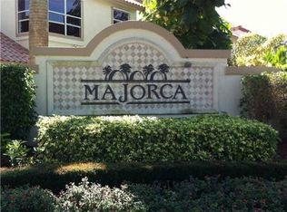 5163 Majorca Club Dr, Boca Raton, FL 33486