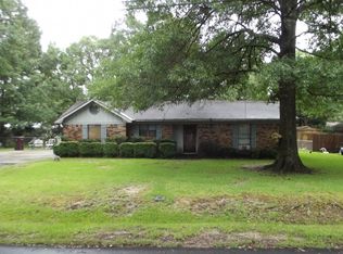 417 Scanlan Way S, Satsuma, AL 36572