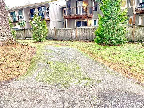 2nd image of 1500 Lake Park Dr SW APT 27