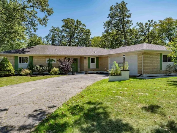 3702 Blueridge Ln, Fort Wayne, IN 46815