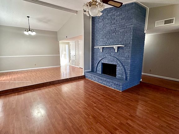 Living & Dining Area