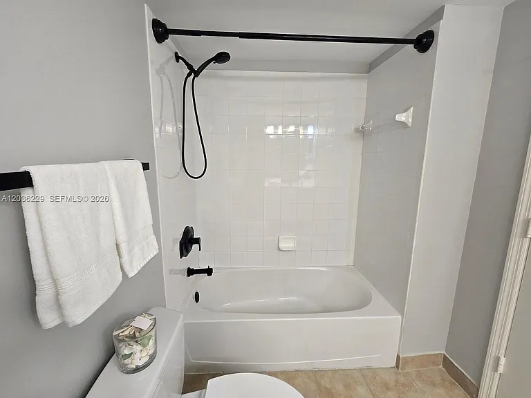 888 S Douglas Rd #605 — Photo 15
