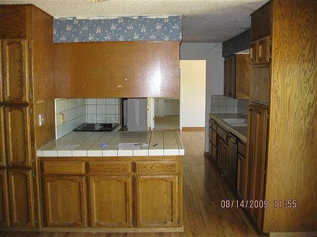 2nd image of 1844 Romero St
