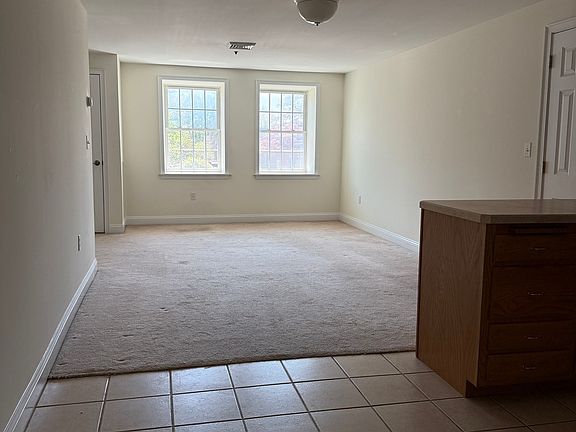 4th image of 380 Main Street #16