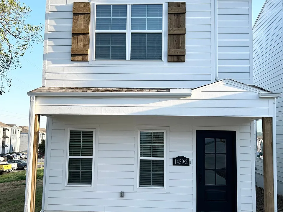 1441 E Huntsville Rd #2