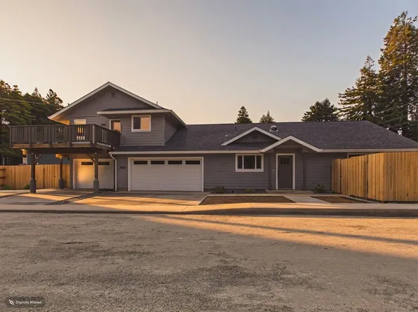 1824 Carson St, Eureka, CA 95501