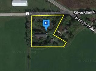 42W025 Silver Glen Rd, St Charles, IL 60175