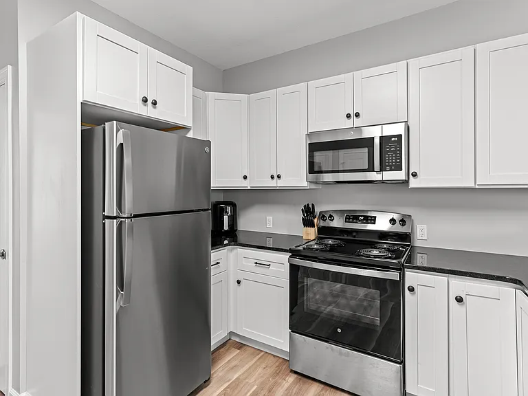 1201 N College Ave #1 — Photo 5