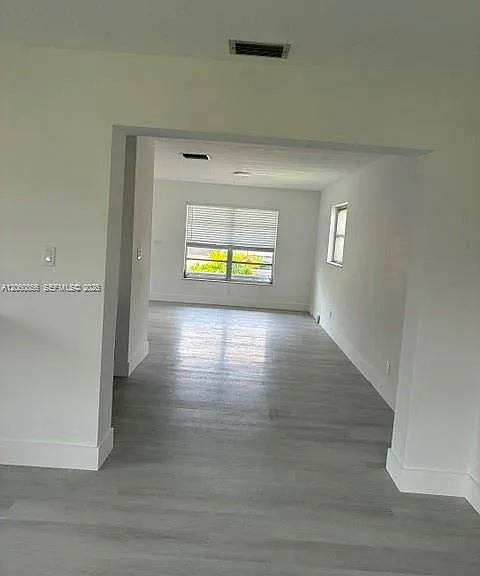 7311 NW 57th Dr — Photo 2