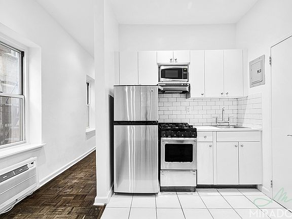 3rd image of 440 E 85th St APT 2K