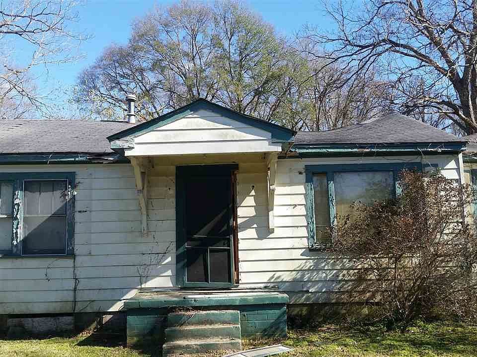 2nd image of 41 Cloverdale Dr