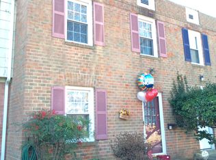 11 Dorchester Dr, Annapolis, MD 21403