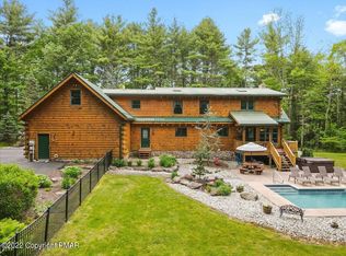 899 Lower Swiftwater Rd, Cresco, PA 18326