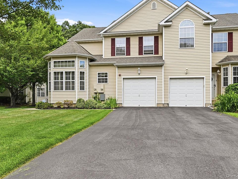 1st image of 36 Cranberry Circle