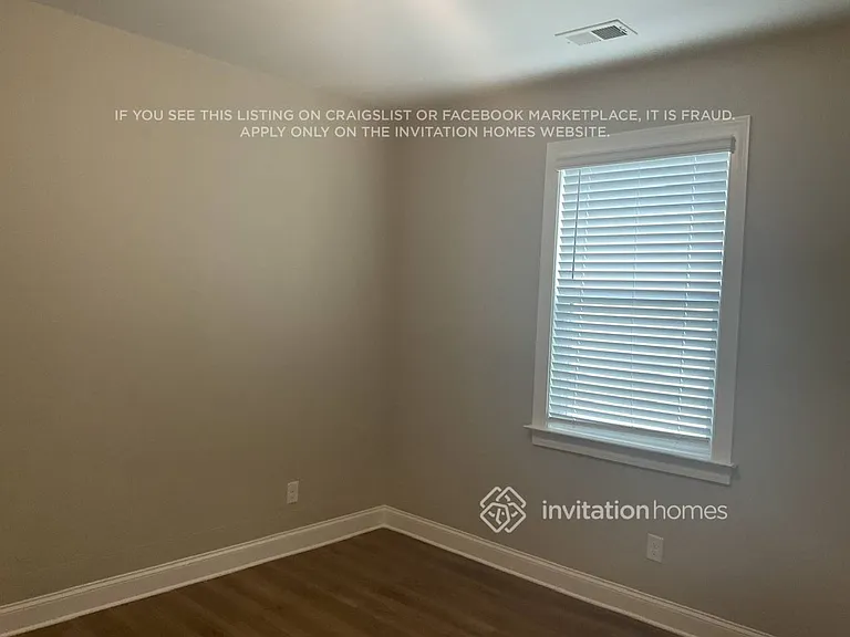 215 Caledonia Ct — Photo 13