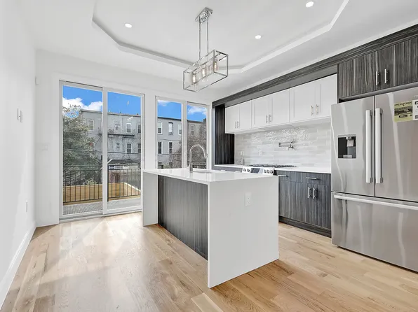 154A Hull St, Brooklyn, NY 11233