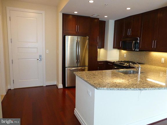 2nd image of 8220 Crestwood Heights Dr APT 1018