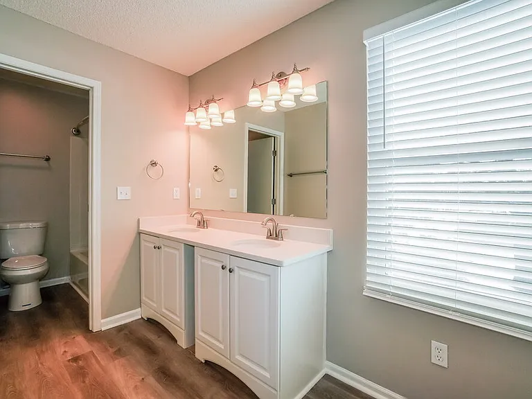 5305 Frisco Dr — Photo 17